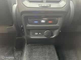 Volkswagen Tiguan Volkswagen Tiguan 1.5 TSI R-LINE*LED*360CAM*ACC*PDC*NAVI* - afbeelding nr 27