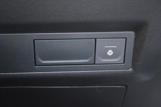 Renault Captur Renault Captur 1.6 E-Tech Plug-in Hybrid 160PK! Rive Gauche 