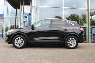 Ford Kuga Ford Kuga 2.5 PHEV Titanium | Dealeronderhouden | Adaptive cruise control | Winter Pack | Dodehoeksensoren | Camera - afbeelding nr 4