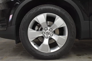 Volvo XC40 Volvo XC40 T3 163pk Aut. Momentum | Climate Pro | Park Assist | Navigation - afbeelding nr 9