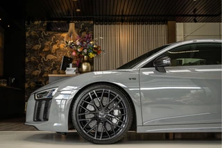 Audi R8 - afbeelding nr 5