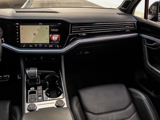 Volkswagen Touareg | BLACK STYLE | PANORAMADAK | LEDER | HEAD-UP | KEYLESS | MASSAGE | VENTILATIE | - afbeelding nr 10