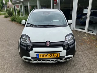 Fiat Panda Fiat Panda Pandina 1.0 Hybrid - afbeelding nr 2