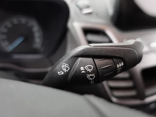 Ford Transit Connect Ford Transit Connect 100pk L2 Trend Automaat Trekhaak Airco Navi Cruise Automaat Trekhaak Navi Airco PDC A Cruise 3Zits Camera DAB+ - afbeelding nr 18