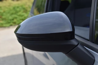Volkswagen Golf Volkswagen Golf 1.5 eTSI R-Line Pano HUD H&K Lane Camera - afbeelding nr 56