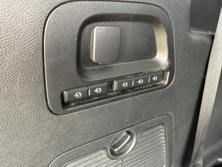 Ford S-Max Ford S-Max 2.5 FHEV Titanium 7pers 190pk | Panoramadak | Achteruitrijcamera | Stoelverwarming | Ambient Lightning | SYNC 3 Navigatie - afbeelding nr 39