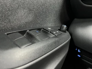 Toyota Yaris Toyota Yaris 1.5 Hybrid | Lane | Carplay | Cam | Cruise |LED - afbeelding nr 24