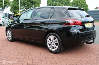 Peugeot 308 Peugeot 308 1.2 PureTech Blue Lease Executive, Trekhaak, Pano, voor/achter Pdc + Camera, App connect, Cruise, Navi, Clima, Donker glas. - afbeelding nr 5