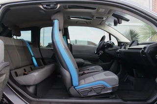 BMW i3 ➡️ BMW i3 Executive Edition 120Ah 42 kWh | Dakraam | 1e eigenaar | Camera | LED | 20 inch | Stoelverwarming | Harman-Kardon | Navi | NAP | inc BTW - afbeelding nr 11