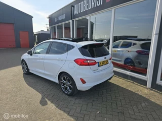 Ford Fiesta Ford Fiesta 1.0 EcoB ST-Line X Pano/Winterpakket/Apple-Carplay - afbeelding nr 7