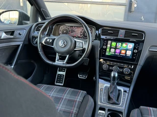 Volkswagen Golf Volkswagen Golf 2.0 TSI GTI DSG Performance Pano - afbeelding nr 14