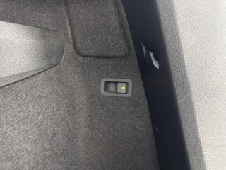Škoda Karoq Škoda Karoq 1.5 TSI ACT Business Edition Aut. *PANO | 1/2LEATHER | FULL-LED | NAVI-FULLMAP | KEYLESS | COMFORT-SEATS | CAMERA | DAB+ | ECC | PDC | CRUISE | 18''ALU | TOWBAR* - afbeelding nr 25