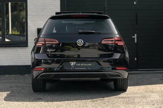Volkswagen Golf Volkswagen Golf 1.0 TSI Panorama LED Digi NAP - afbeelding nr 3