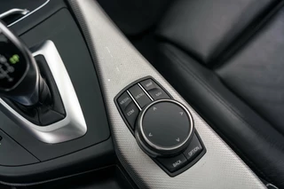 BMW 1 Serie BMW 1-serie M140i xDrive Harman Kardon Dak Leer - afbeelding nr 46