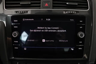 Volkswagen Golf Volkswagen Golf 1.6 TDI Comfortline | Carplay | Navigatie |  Adaptive cruise | Climate control | Parkeerhulp | Regen-/lichtsensor - afbeelding nr 11