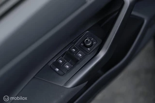 Volkswagen Polo Volkswagen Polo 1.0 TSI Highline DSG VIRTUAL LED ACC NAVI - afbeelding nr 36