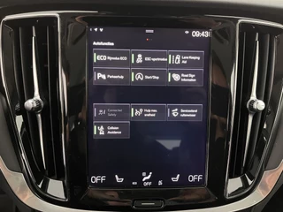 Volvo V60 Volvo V60 2.0 D4 Momentum Maxton-Design *FULL-LED | LEATHER-MICROFIBRE | DIGI-COCKPIT | NAVI-FULLMAP | HEATED-COMFORTSEATS | ECC | PDC | CRUISE | LANE-ASSIST | CARPLAY | 20''ALU * - afbeelding nr 13