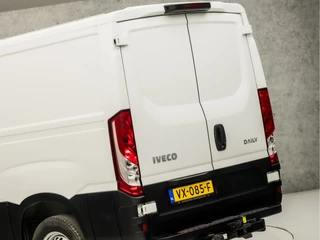 Iveco Daily (3 ZITS, NAP, COMFORT STOELEN, RADIO, ELEK PAKKET, TREKHAAK, NIEUWE APK, NIEUWSTAAT) - afbeelding nr 11