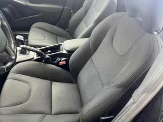 Volvo V40 Volvo V40 2.0 T2 122PK LED koplampen/Navi/Parkeersensoren voor+achter Onderhoudshistorie - afbeelding nr 4