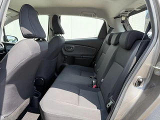 Toyota Yaris Toyota Yaris 1.5 Hybrid Lease Navi Keyless Led - afbeelding nr 25