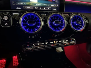 Mercedes-Benz A-Klasse Mercedes A-klasse 180 AMG Matgrijs Sfeerverlichting Carplay - afbeelding nr 51
