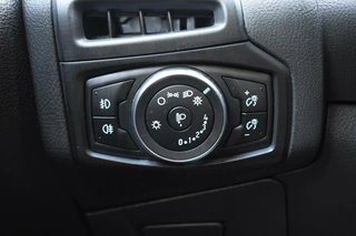 Ford Focus Ford Focus Wagon 1.0 Titanium |CLIMATE|PARKEERHULP|PDC|NAVI|CARPLAY|VOORRUITVERWARM. - afbeelding nr 39