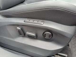 Volkswagen Tiguan Volkswagen Tiguan 2.0 TSI 4Motion Highline R-line | LED | Pano | Trekhaak | Leder | Elek. klep | Virtual | LMV 20