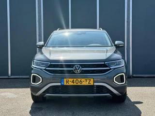 Volkswagen T-Roc Volkswagen T-Roc 1.5 TSI 150pk DSG Style | IQ Light | Camera | Alcantara | Trekha - afbeelding nr 24