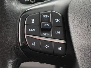 Ford Transit Ford Transit 310 105PK L3H2 Trend Navigatie Airco Parkeersensoren Bluetooth 3Zits Trekhaak Camera - afbeelding nr 17