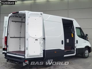 Iveco Daily Iveco Daily 35S21 210PK 3.0L Automaat 2025 model L2H2 Trekhaak Tacho ACC LED CarPlay Velgen Camera 12m3 Airco Trekhaak - afbeelding nr 6