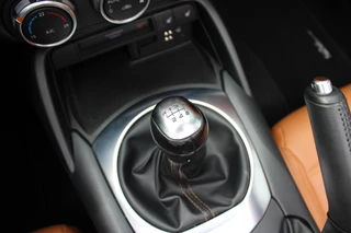 Fiat 124 Spider | Leder | Cruise control | Bose | Camera | Weinig KM! - afbeelding nr 11