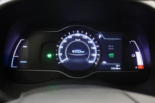 Hyundai Kona Hyundai Kona Electric Fashion 64 kWh - Carplay, Camera, Stoelverw. SOH 100% - afbeelding nr 16