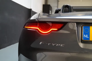 Jaguar F-Type Jaguar F-Type P300, 2.0T R-Dynamic like new (2019) - afbeelding nr 40