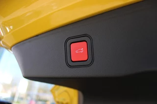 Jeep Avenger Jeep Avenger Summit 54 kWh | ACHTERUITRIJ CAMERA | STOEL VERWARMING | FULL LED KOPLAMPEN | 18