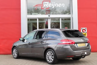 Peugeot 308 Peugeot 308 SW 1.2 130PK ALLURE | TREKHAAK | PANORAMA DAK | NAVIGATIE | APPLE CARPLAY/ANDROID AUTO | CLIAMTE CONTROL | ADAPTIVE CRUISE CONTROL | PARKEERSENSOREN VOOR EN ACHTER | LICHTMETALEN VELGEN | DAB+ RADIO | ALL SEASON BANDEN | - afbeelding nr 14