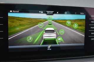 Škoda Kamiq Škoda Kamiq 1.5 TSI ACT Business Edition Pano Navi Led el-achterklep Trekhaak dynamische verlichting side/lane assist - afbeelding nr 10