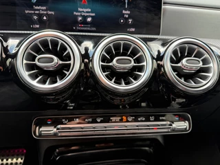 Mercedes-Benz A-Klasse Mercedes-Benz A-klasse AMG 35 4MATIC Edition 1|Pano|Burmester|Milltek|Sfeer|Hemelverlichting - afbeelding nr 55