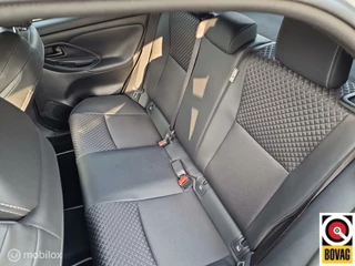 Toyota Yaris Toyota Yaris 1.5 Hybride Style Edition (Top Grade) stuur-stoelverwarming 10 Jaar fabrieksgarantie - afbeelding nr 21