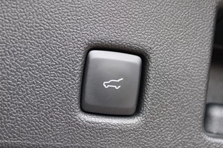 Ford Kuga | Trekhaak | BLIS | Navigatie | Winterpack - afbeelding nr 46