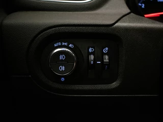 Opel Grandland X Opel Grandland X 1.2 Turbo Ultimate Sport (APPLE CARPLAY,NAVI,CAMERA,LED,SPORTSTOELEN,CRUISE,CLIMATE,DODE HOEk,GETINT,NETTESTAAT) - afbeelding nr 13