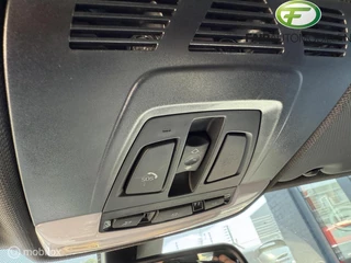 BMW 3 Serie BMW 3-serie 330e Centennial Executive - afbeelding nr 21