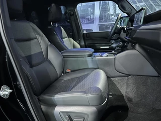 Toyota Land Cruiser Toyota Land Cruiser 2.8 D-4D Standard Roof Window Van Professional - afbeelding nr 15
