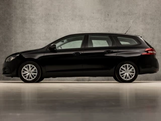 Peugeot 308 (APPLE CARPLAY, GROOT NAVI, CRUISE, SPORTSTOELEN, BLUETOOTH, ARMSTEUN, NIEUWE APK, NIEUWSTAAT) - afbeelding nr 2