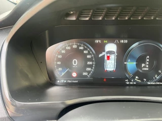 Volvo XC90 Volvo XC90 T8 Inscription B&W HUD Luchtvering Pilot Assist - afbeelding nr 13