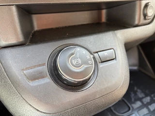 Opel Vivaro - afbeelding nr 13