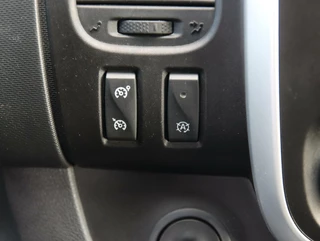 Renault Trafic Renault Trafic bestel 2.0 dCi 145 DC Comfort Automaat 5zits | Dubbele deur  | Apple carplay | Stoelverwarming | Trekhaak - afbeelding nr 21