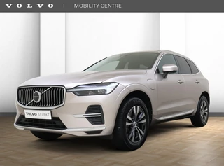 Volvo XC60 T6 AWD Core Bright | Trekhaak | Panoramadak | Dodehoekdetectie |