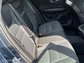 Volvo V60 Volvo V60 B3 Mild Hybrid Essential|Trekhaak|Parkeercamera|Stoel-Stuur verwarming|Parkeersensoren - afbeelding nr 18