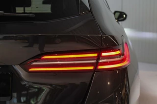 BMW 5 Serie BMW 5-serie Touring 530e PANO | TREKH | HUD - afbeelding nr 9