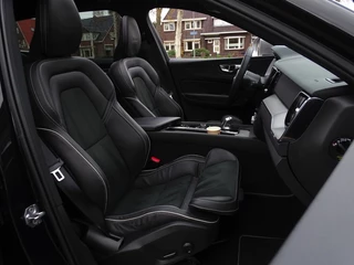 Volvo XC60 Volvo XC60 2.0 T8 408PK TE AWD / Inscription / R-Design / LED - afbeelding nr 16